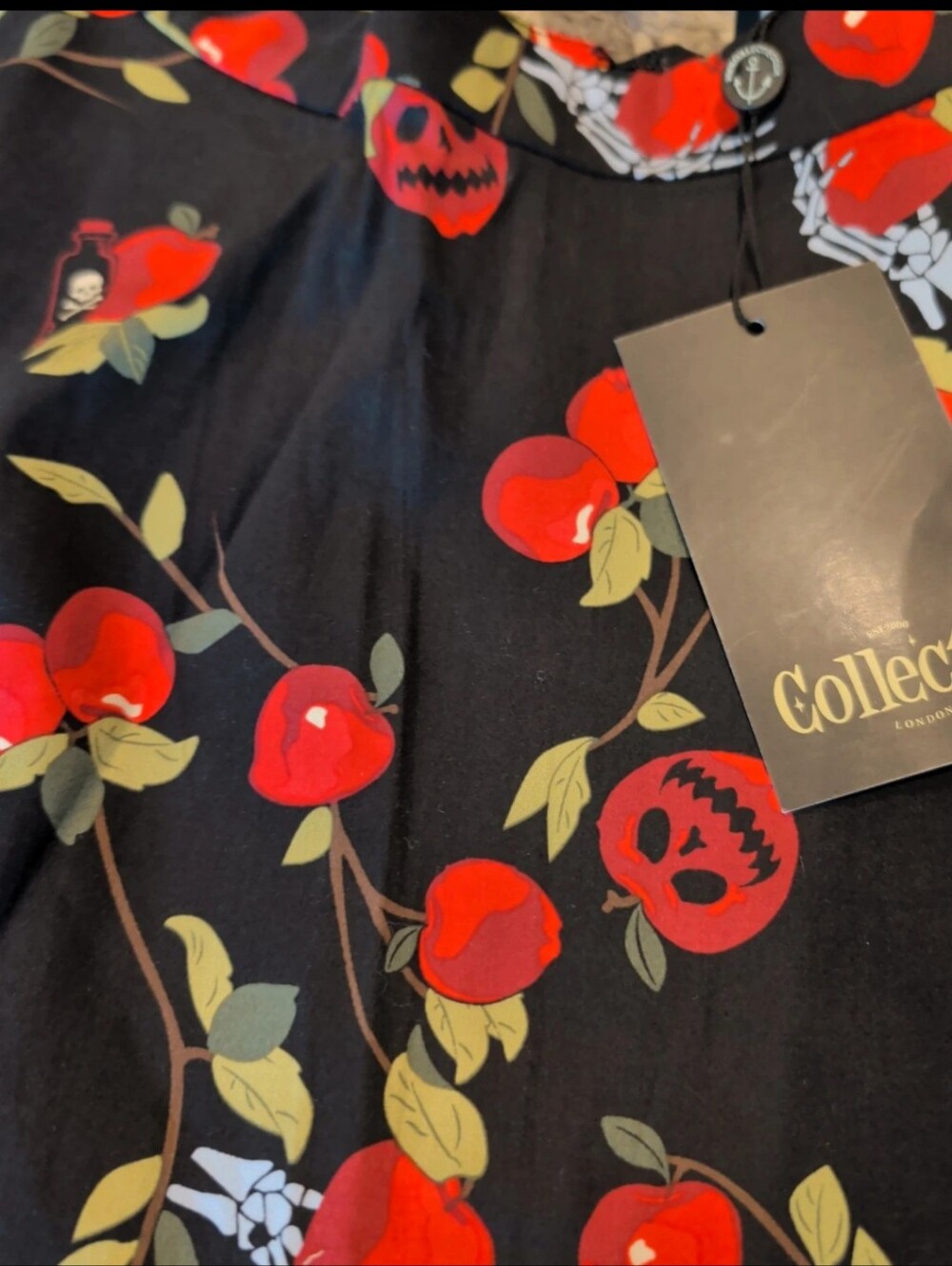 Collectif Poison Apple Skirt